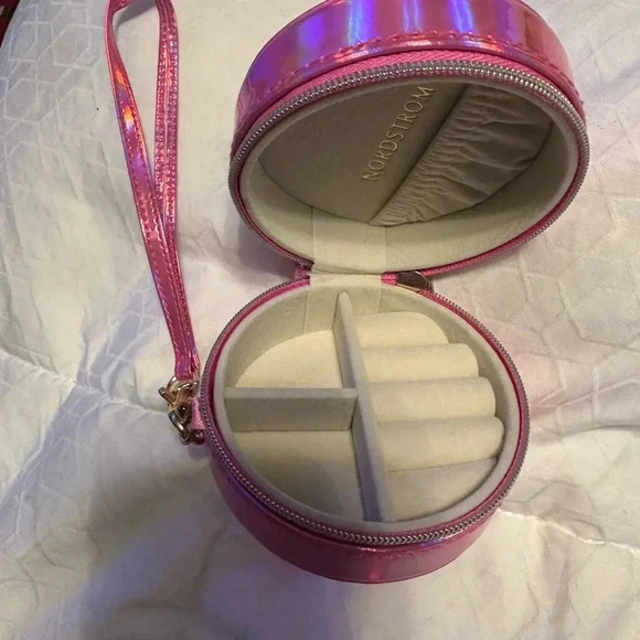 Brand new Travel jewelry case from NORDSTROM - Picture 2 of 3